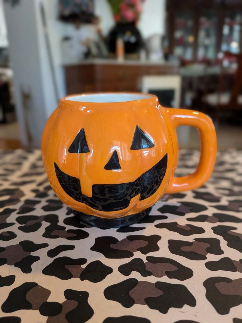 Hand-Painted Jack-O-Lantern Ceramic Pumpkin Halloween Mug